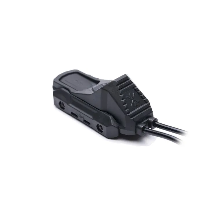axon_blk_web_03_lores.webp
